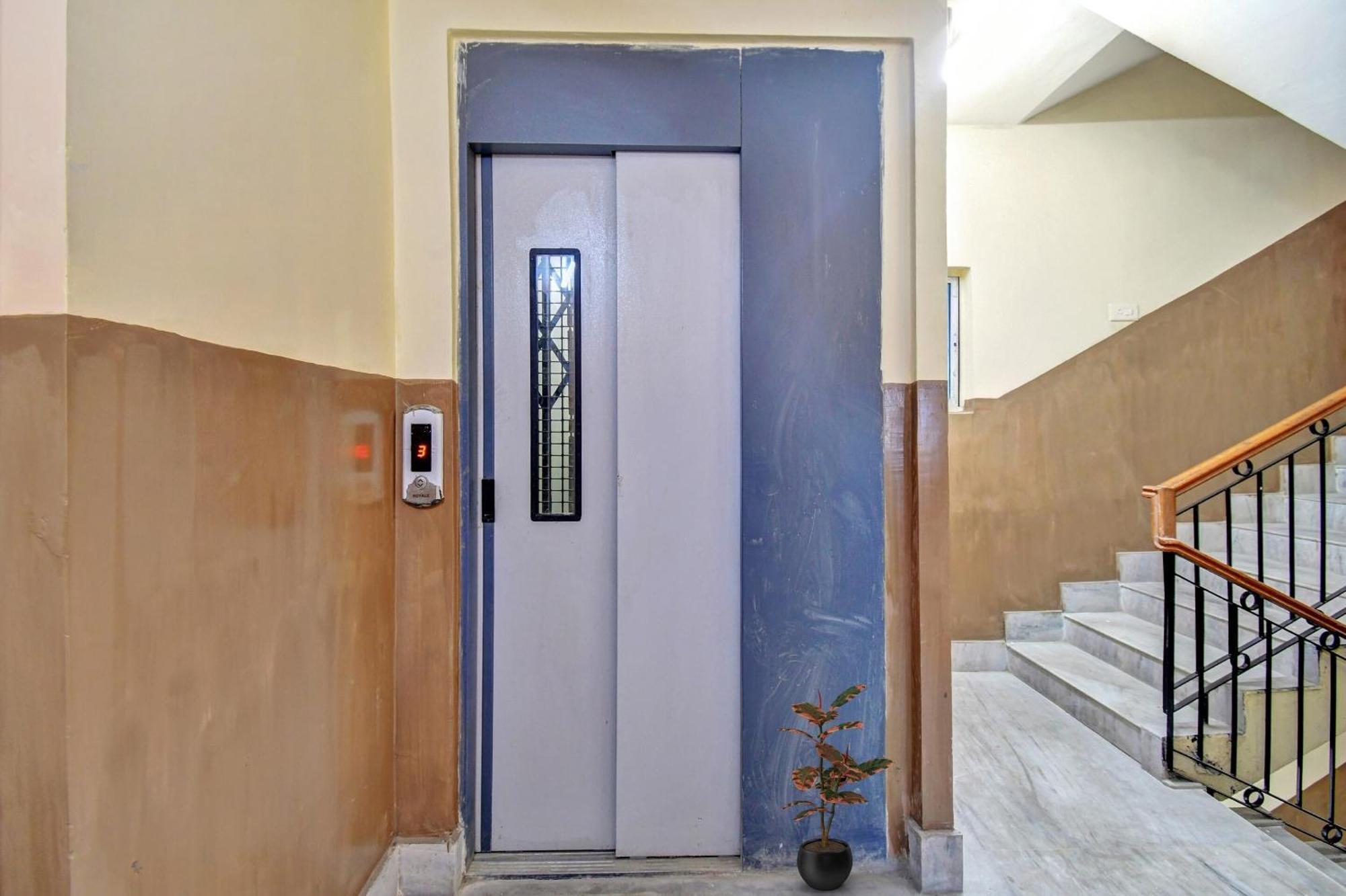 Hotel O Prasad Inn Καλκούτα Εξωτερικό φωτογραφία